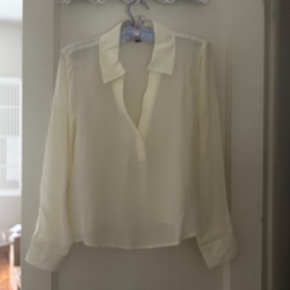 J. Crew bungalow popover shirt in crepe de chine (XS)